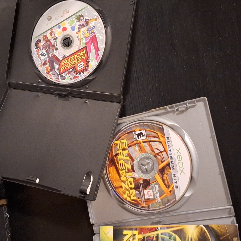 Fuzion Frenzy Game Set - Picture 2 of 2